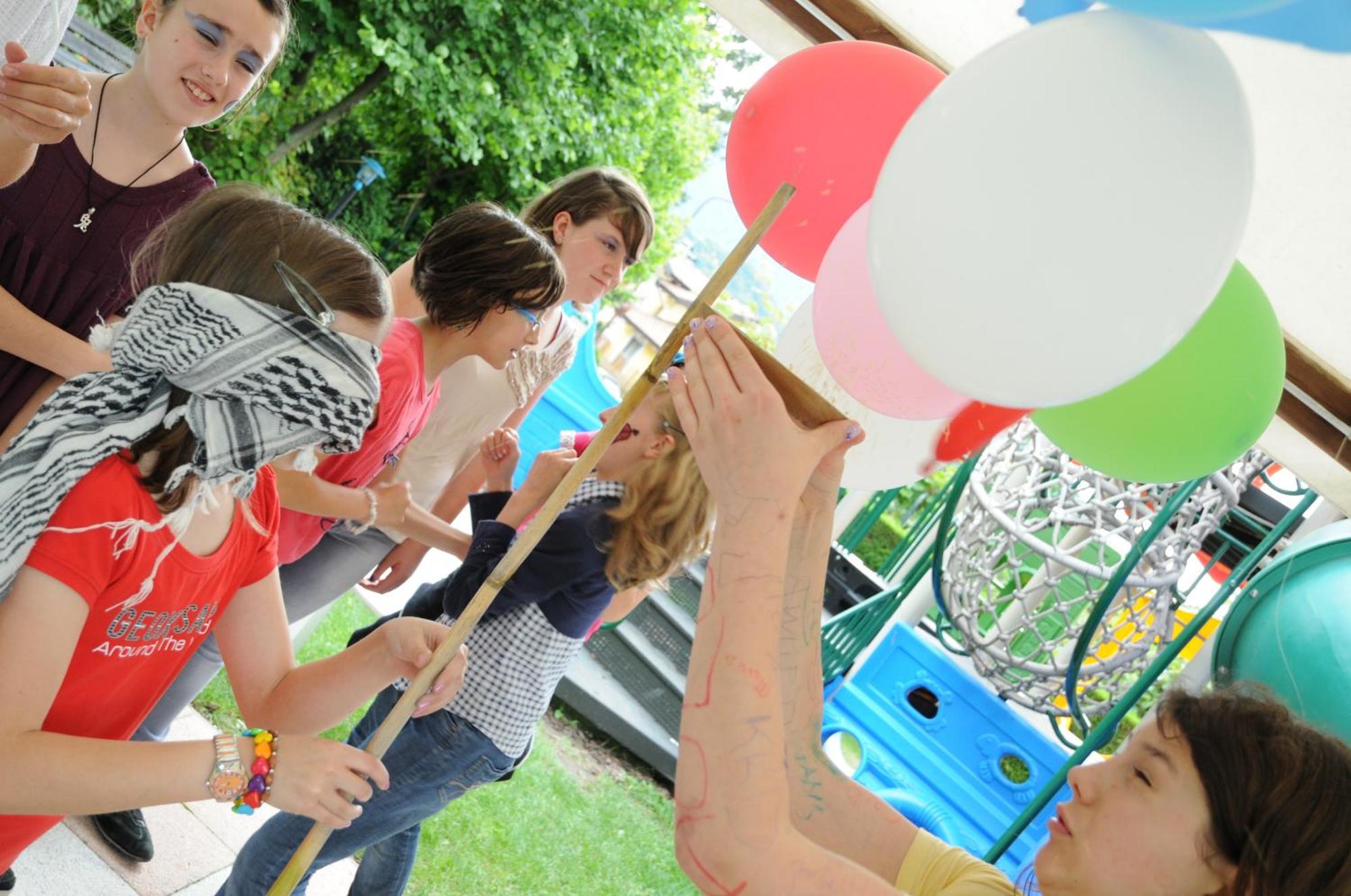 Family Hotel Primavera Levico Terme Exterior photo